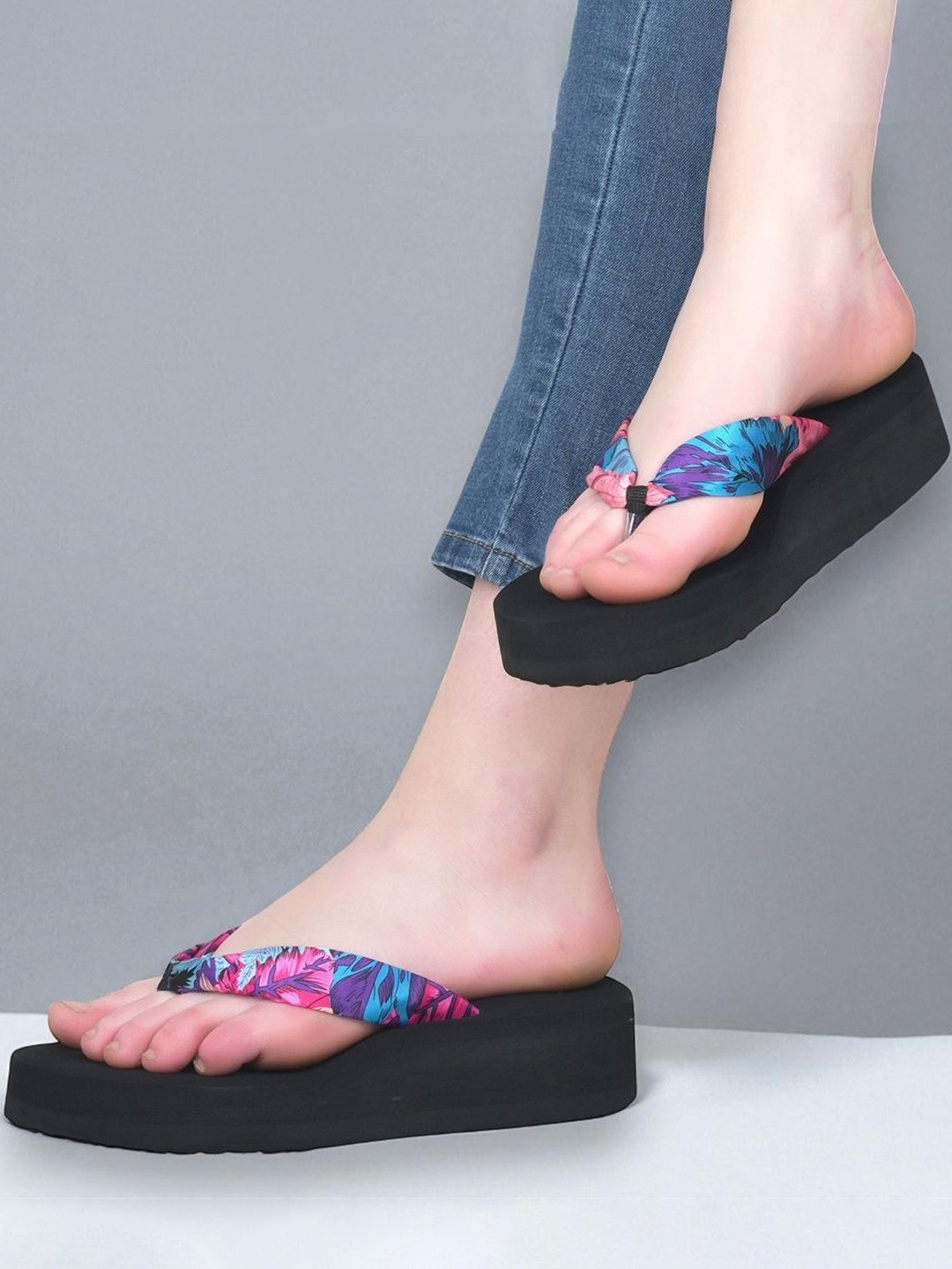 CORSICA Women Printed Canvas Wedges