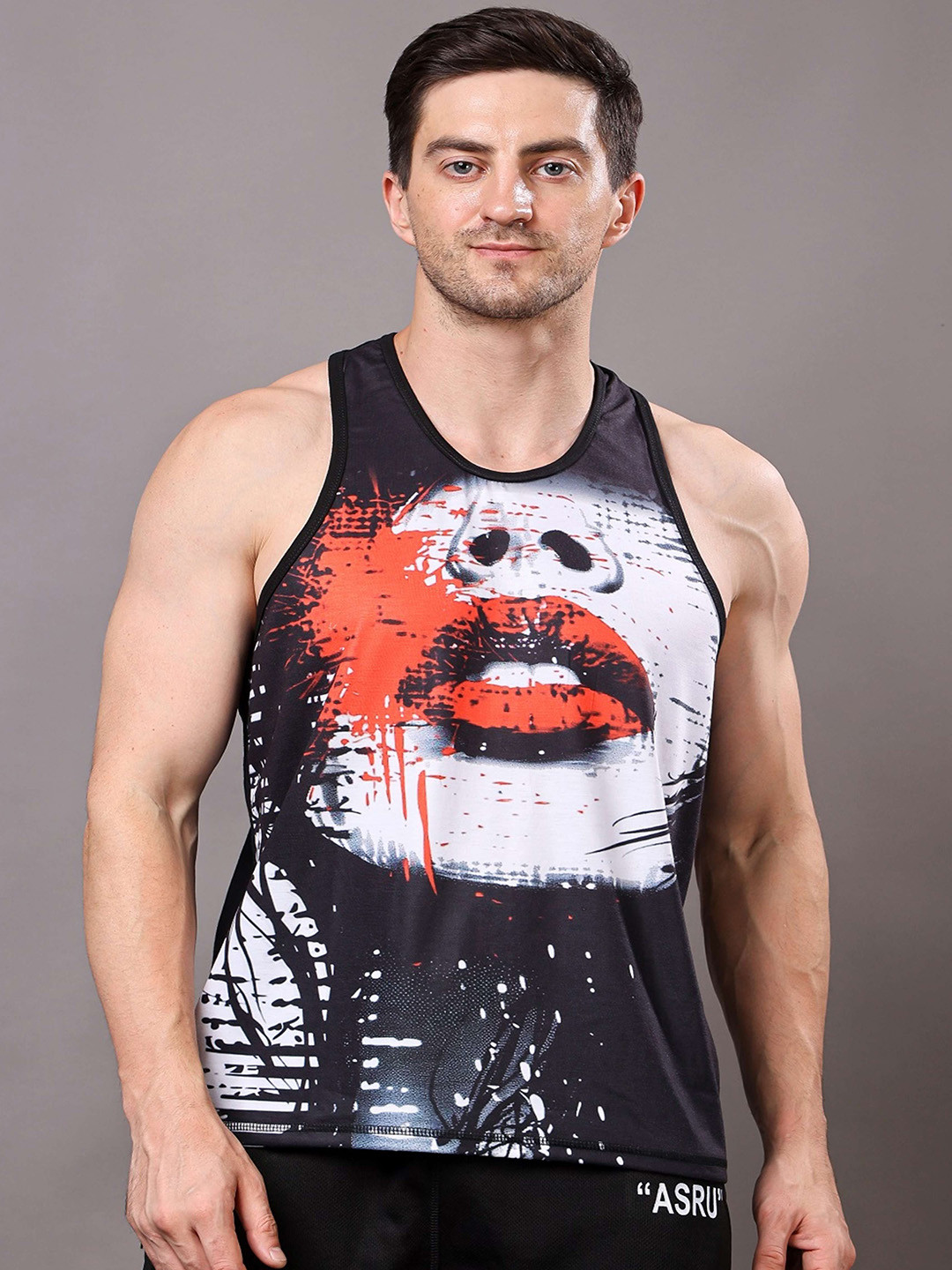 YELLOW TREE Men Scoop Neck Sleeveless Gym Vests YT Red Lips Print Vest _M