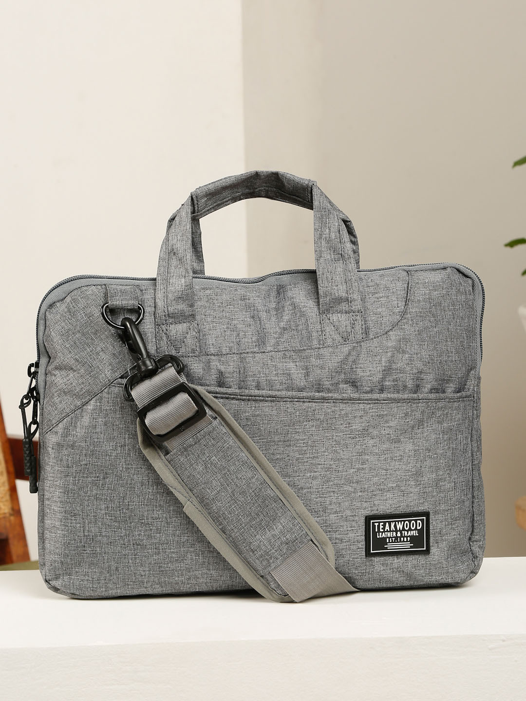 Teakwood Leathers Unisex Solid Laptop Bag - Up to 13 inch