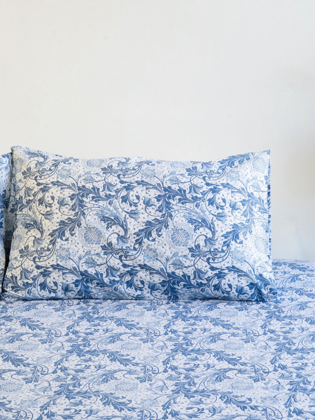 Salt Earth Blue Floral Printed 144 TC Single Bedsheet Set- 91.44 cm x 1.90 m