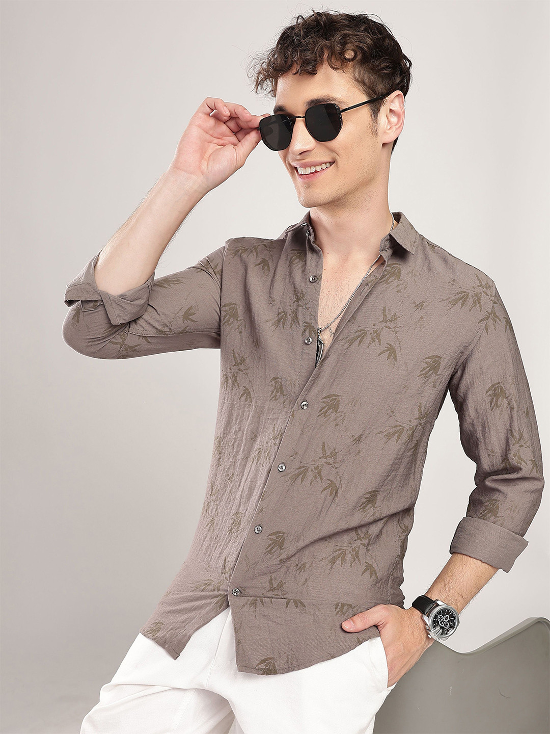 NEVER NEUD Men Linen Like Printed Regular Slim Fit Casual Shirt