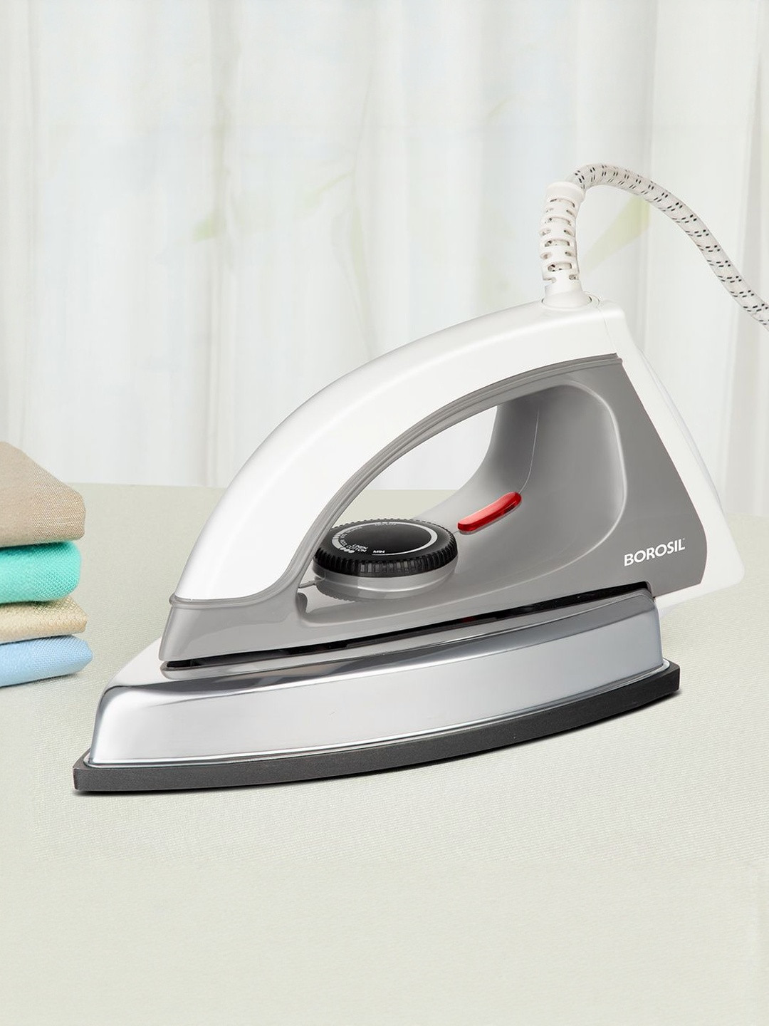 BOROSIL Plastic 1000W Non-Stick Soleplate Irons