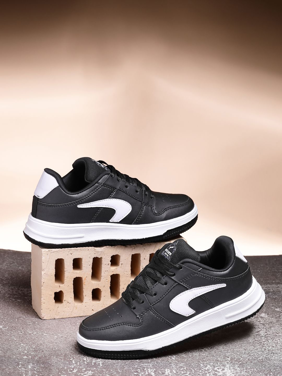 WELCOME Men Comfortable Outdoor Lace-Ups Sneakers