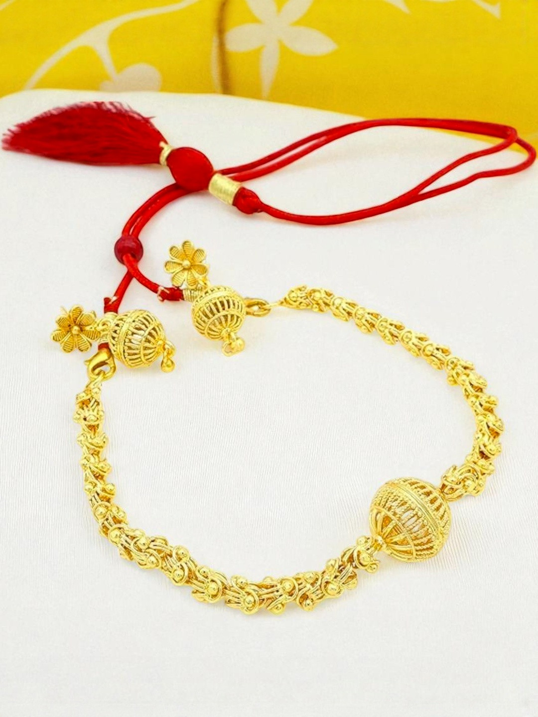 Tanvi J Women Copper Gold-Plated Choker Necklace Set