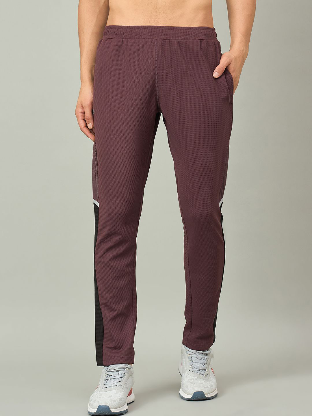 DIDA Men Colourblocked Waffle Knit Track Pants