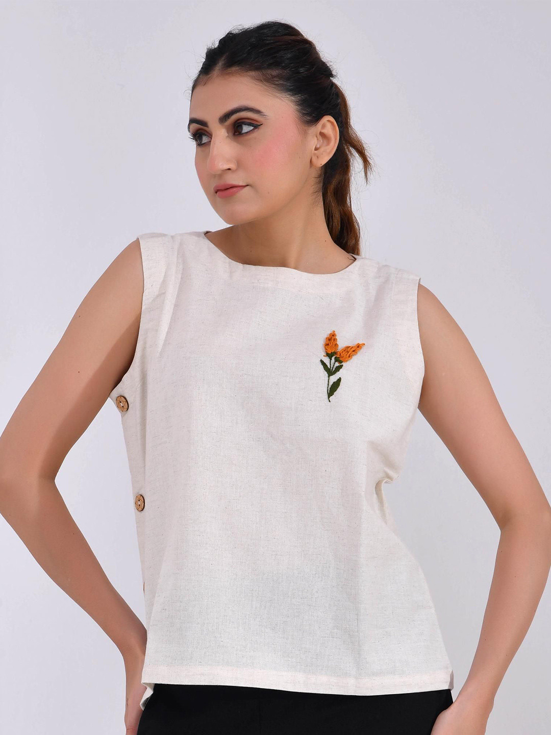 SIDDHO HUM Women Embroidered Round Neck Ethnic Motifs Cotton Top