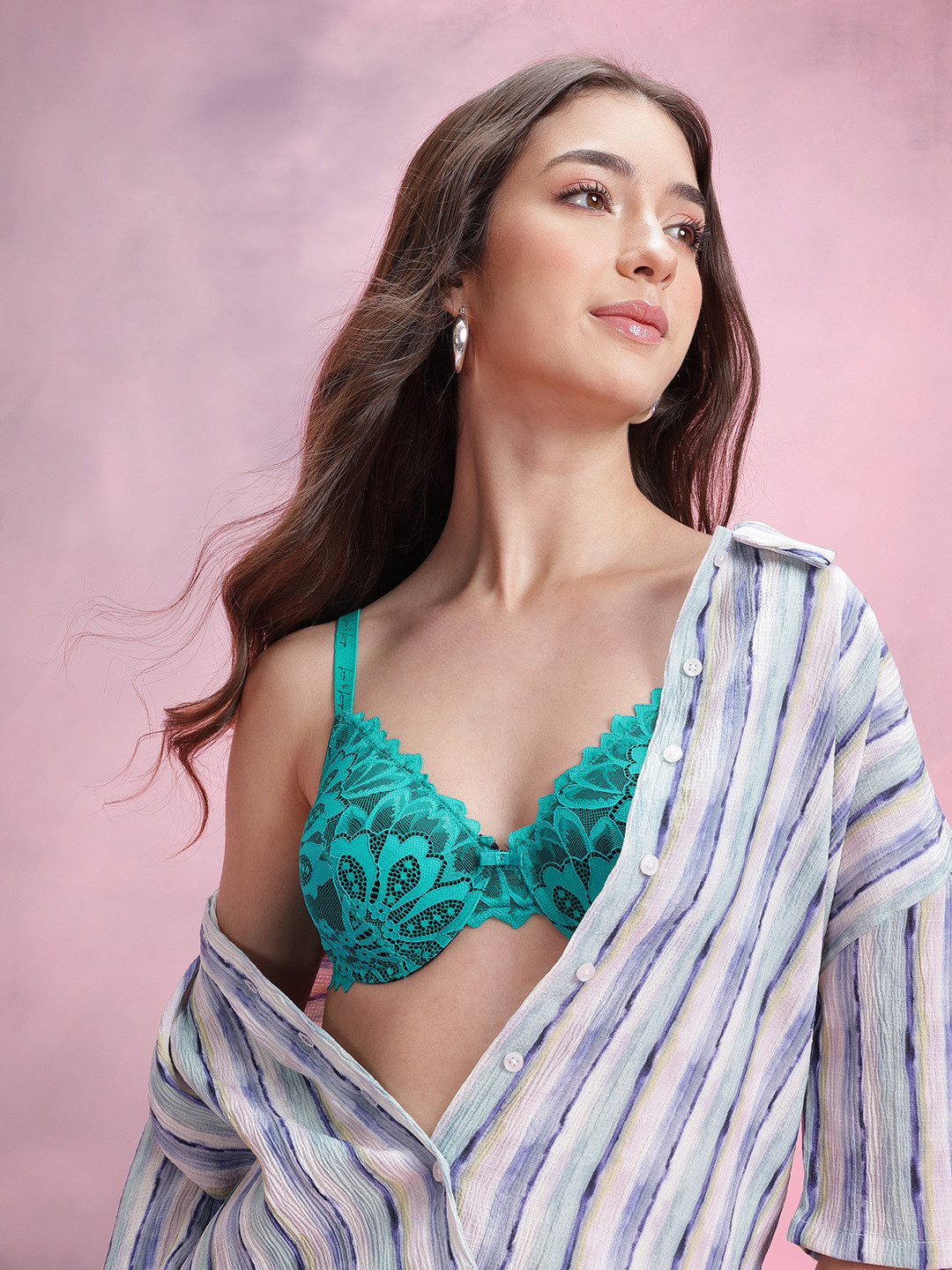 DressBerry Lightly Padded Underwired Lace Bra