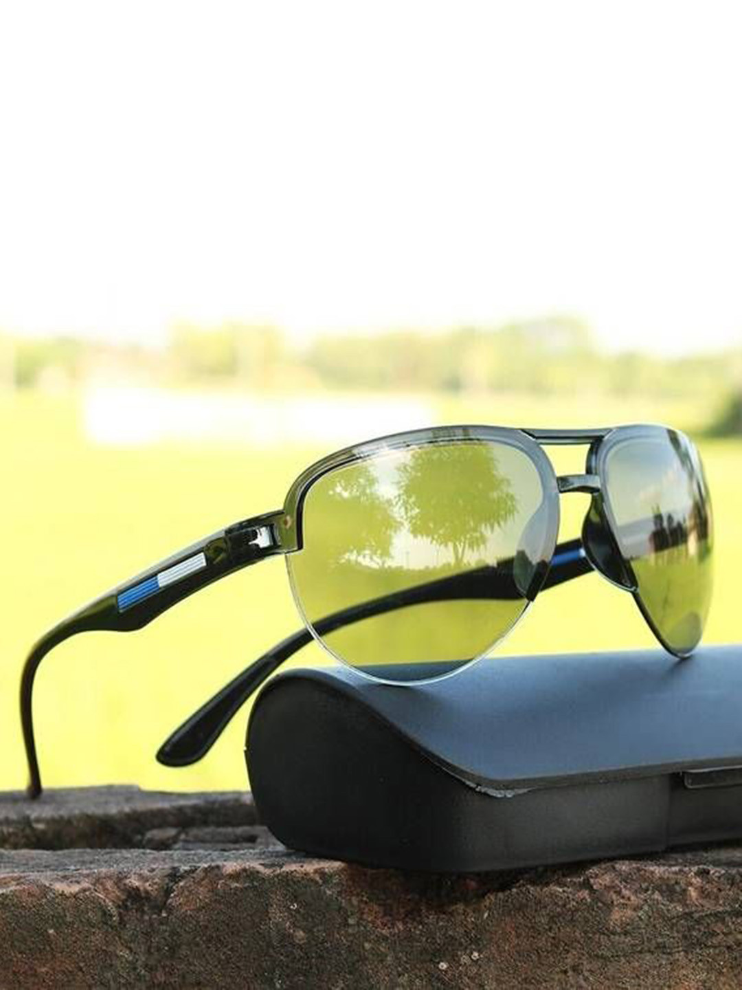 Jiebo Unisex Square Aviator Sunglasses with