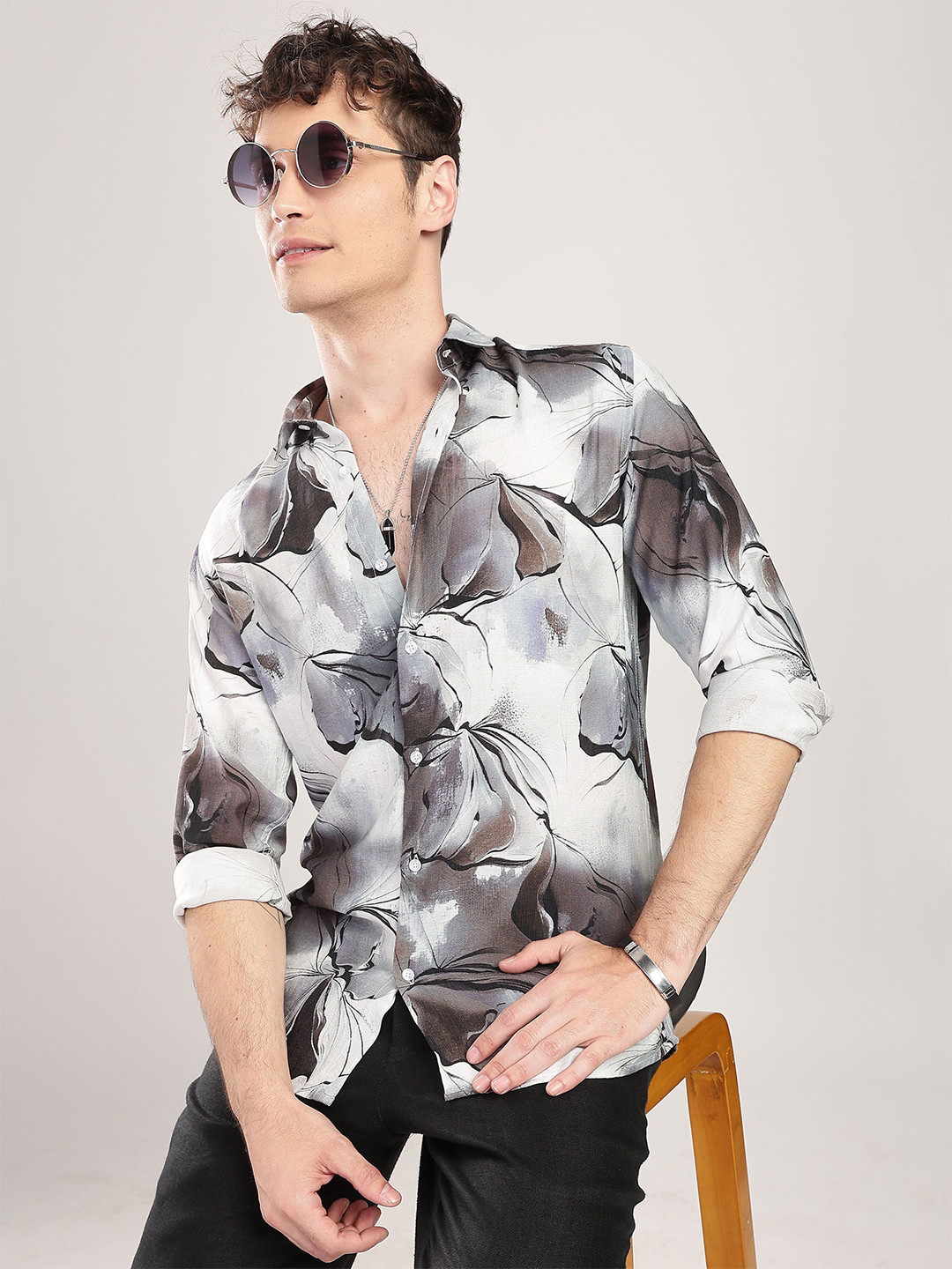 NEVER NEUD Men Nylon Abstract Print Regular Slim Fit Casual Shirt