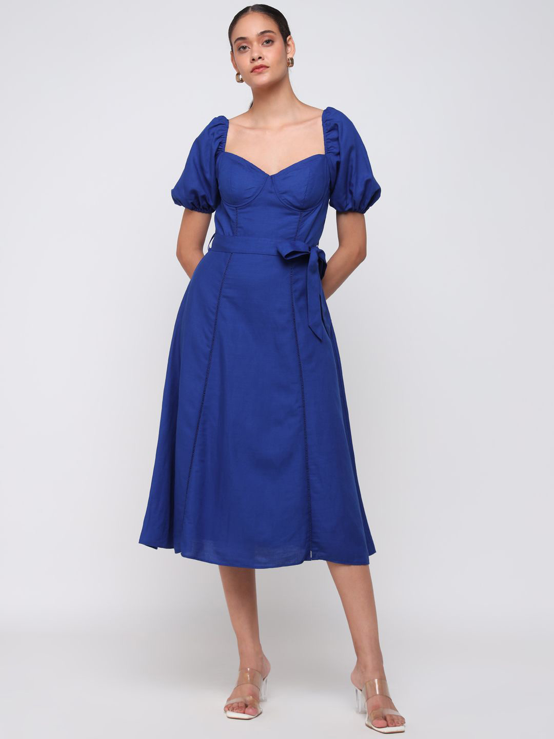 COVER STORY Women Solid Sweetheart Neck Belted Fit and Flare Midi Dresses