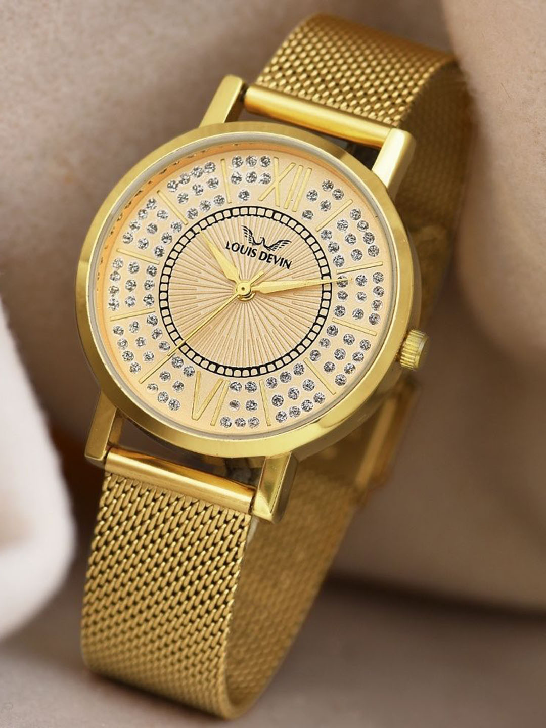 LOUIS DEVIN Women Gold Plated Mesh Chain Analog Wrist Watch LD-GLD196-GOLD.