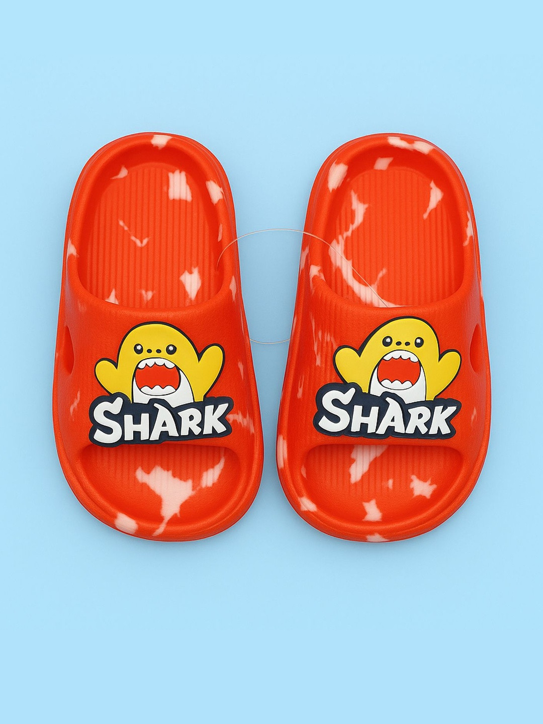 ONFEET Unisex Kids Shark Detail Sliders