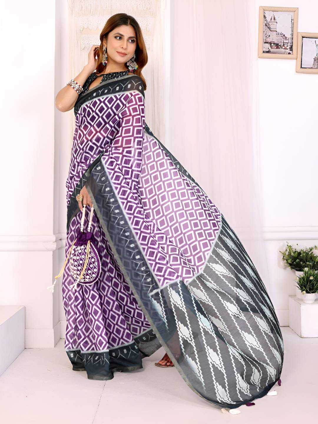 Shri salasar silk Mills Geometric Printed Saree