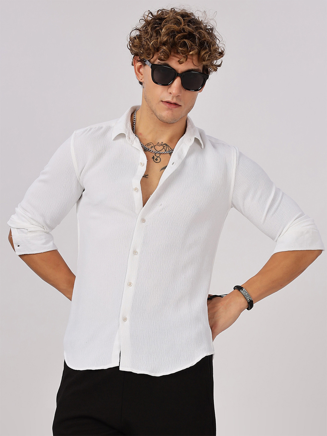 NEVER NEUD Men Textured Regular Slim Fit Casual Shirt
