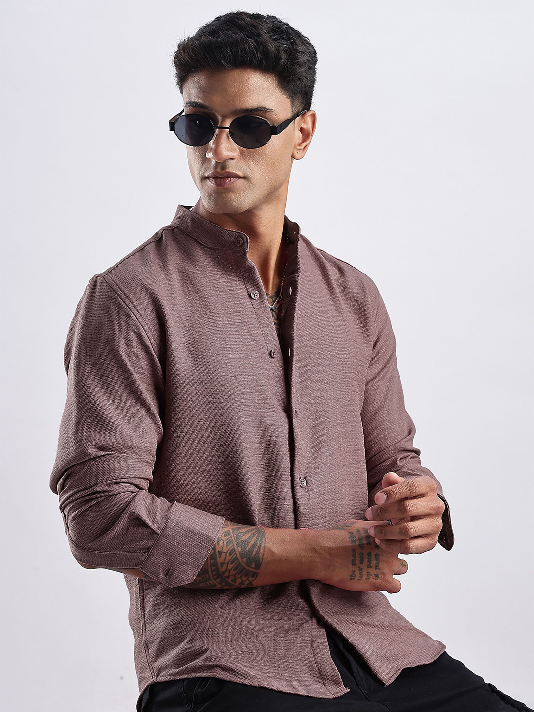 NEVER NEUD Men Classic Fit Textured Band Collar Casual Shirt