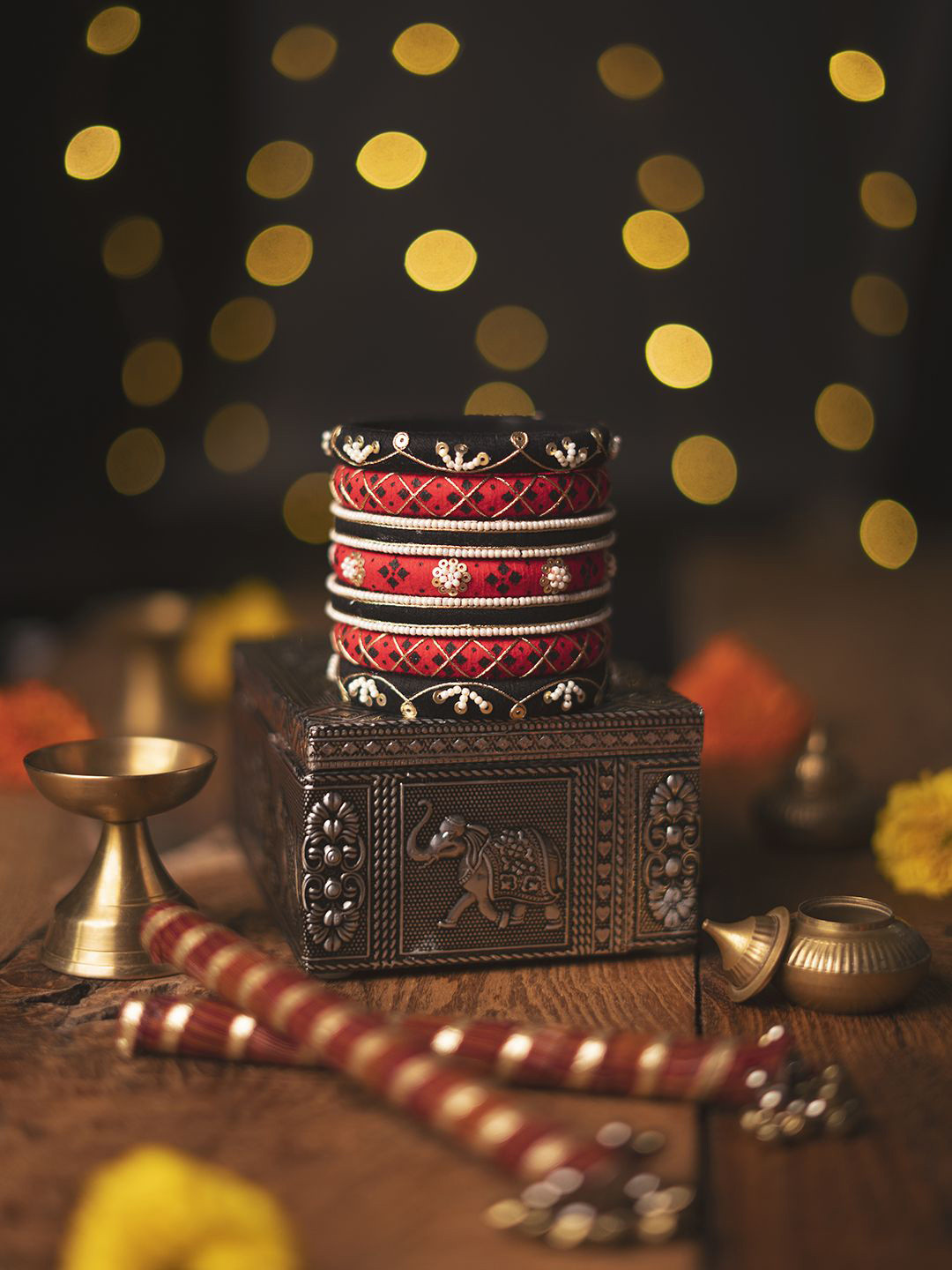 Taasha Craft Set Of 7 Artificial Beaded Thread Work And Sequence Bangles
