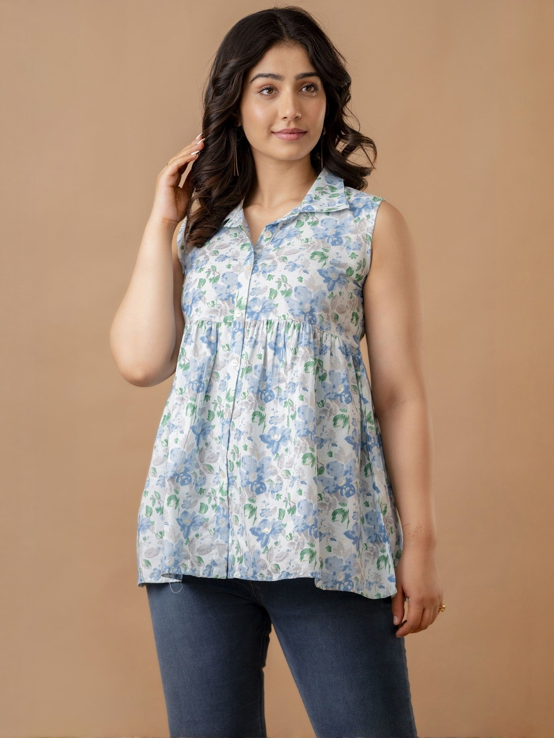 VIPY HANGER Women Floral Printed Button Placket Sleeveless Top