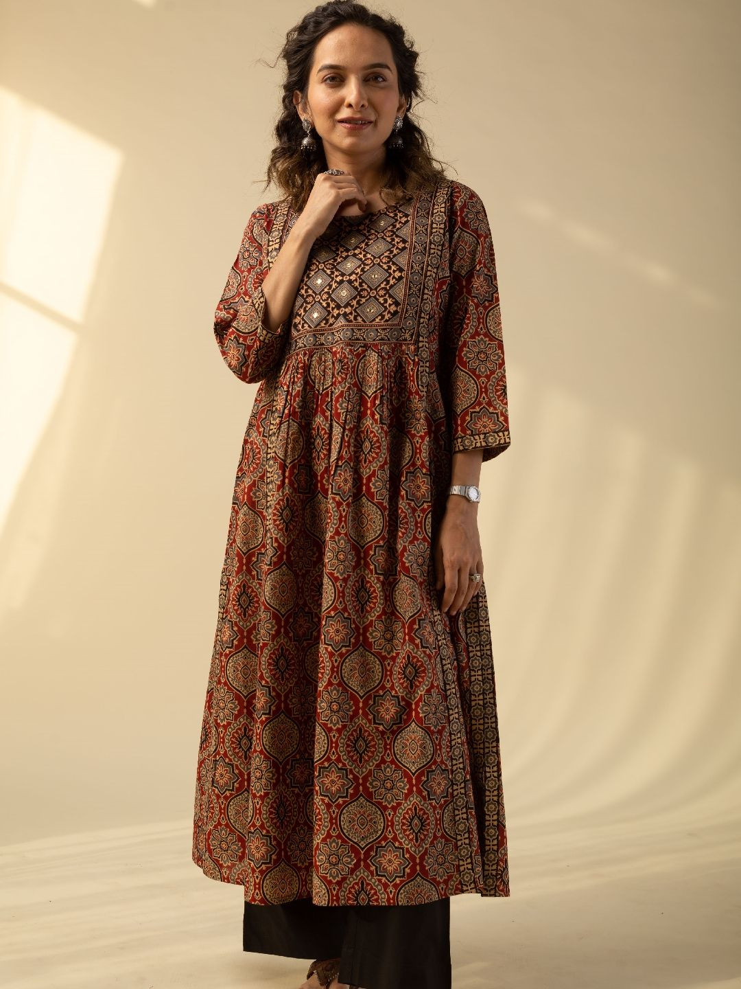 KUSVAA Jivika Women Ethnic Motif Printed Zari Coton Kurta