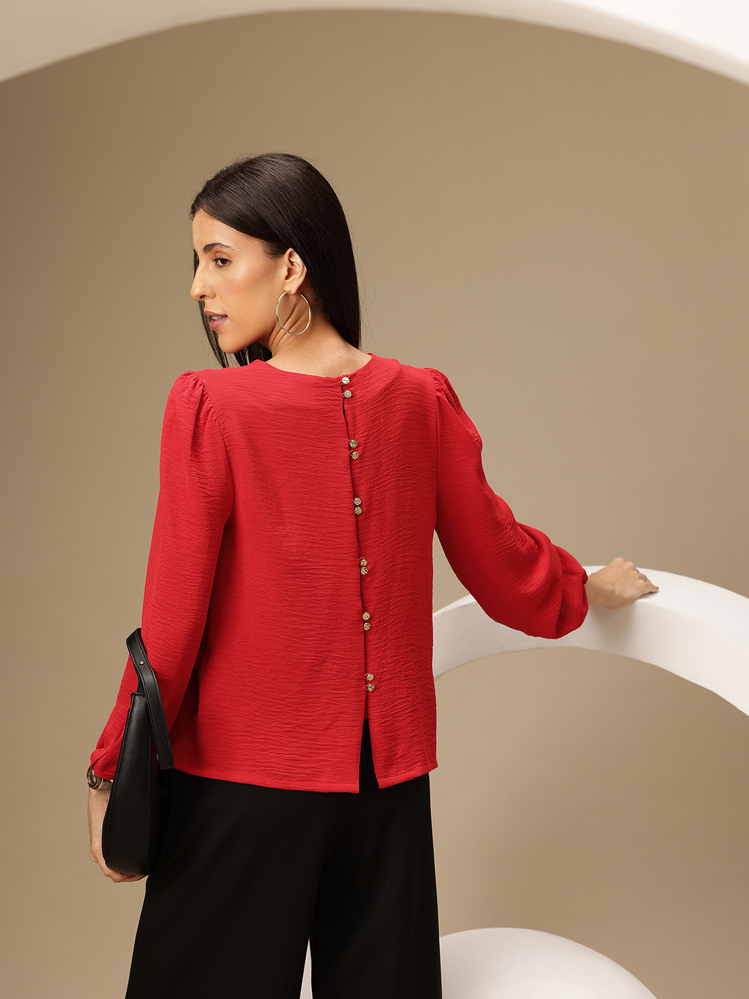 Chemistry Pleated Puff Sleeve Top