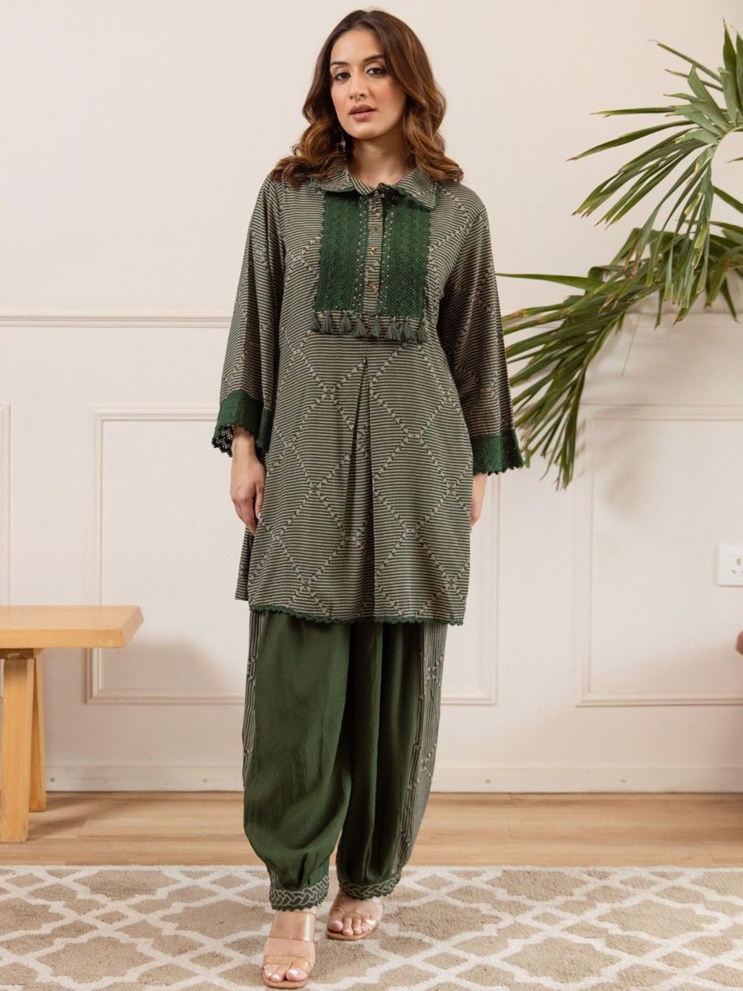 AUTUMN LANE Stravi Pine Printed Shirt Collar Pure Cotton Tunic With Palazzo Co-Ords