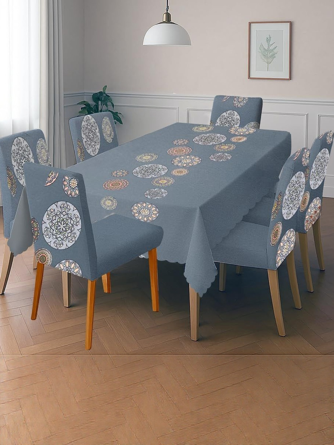 Stylista Multicoloured Set Of 6 Geometric Printed 6-Seater Table Cover