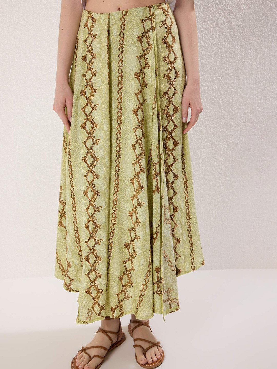 Trendyol Snack Printed Flared Maxi Skirt