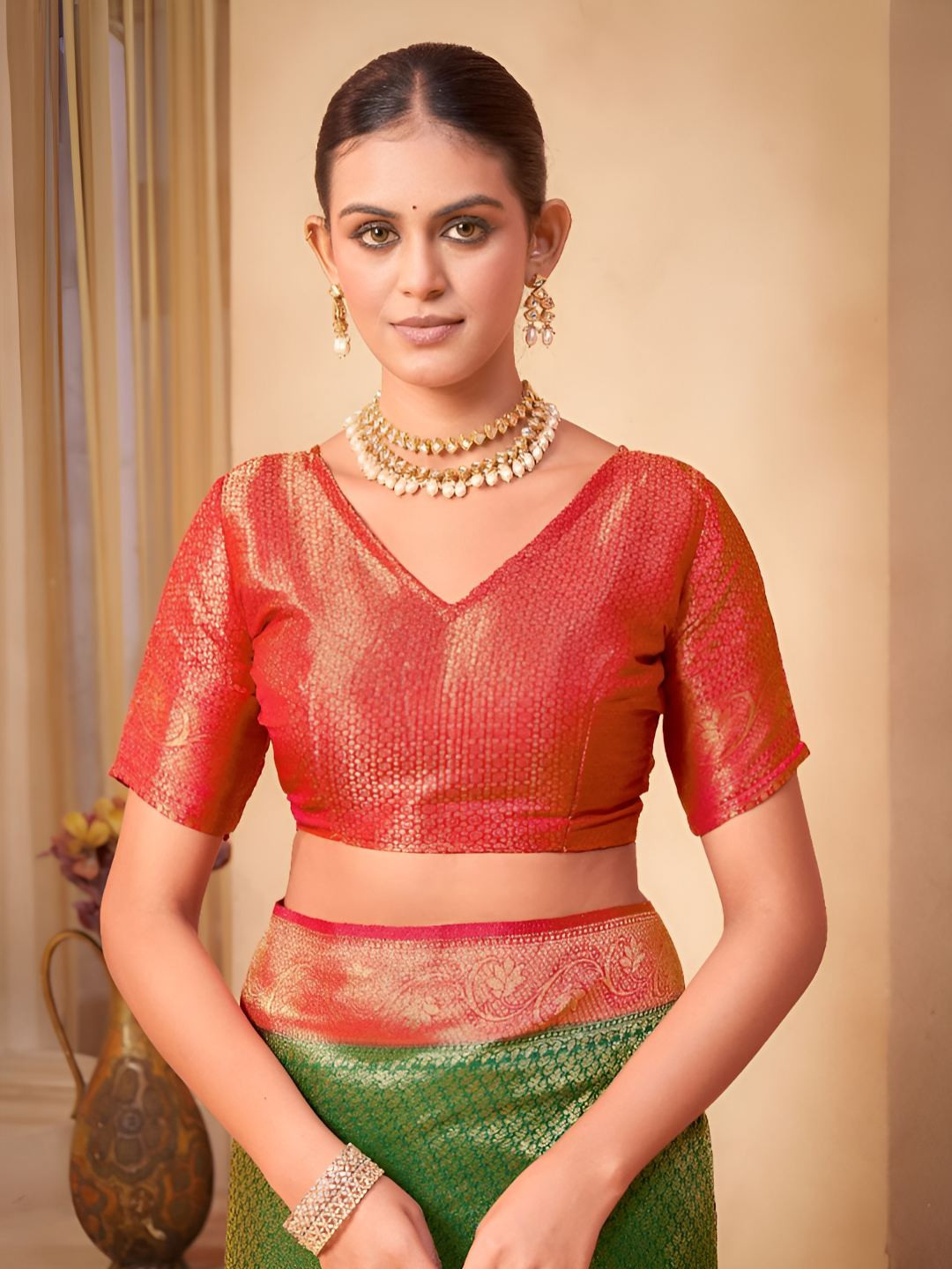 FABLAND Woven Design Zari Banarasi Saree