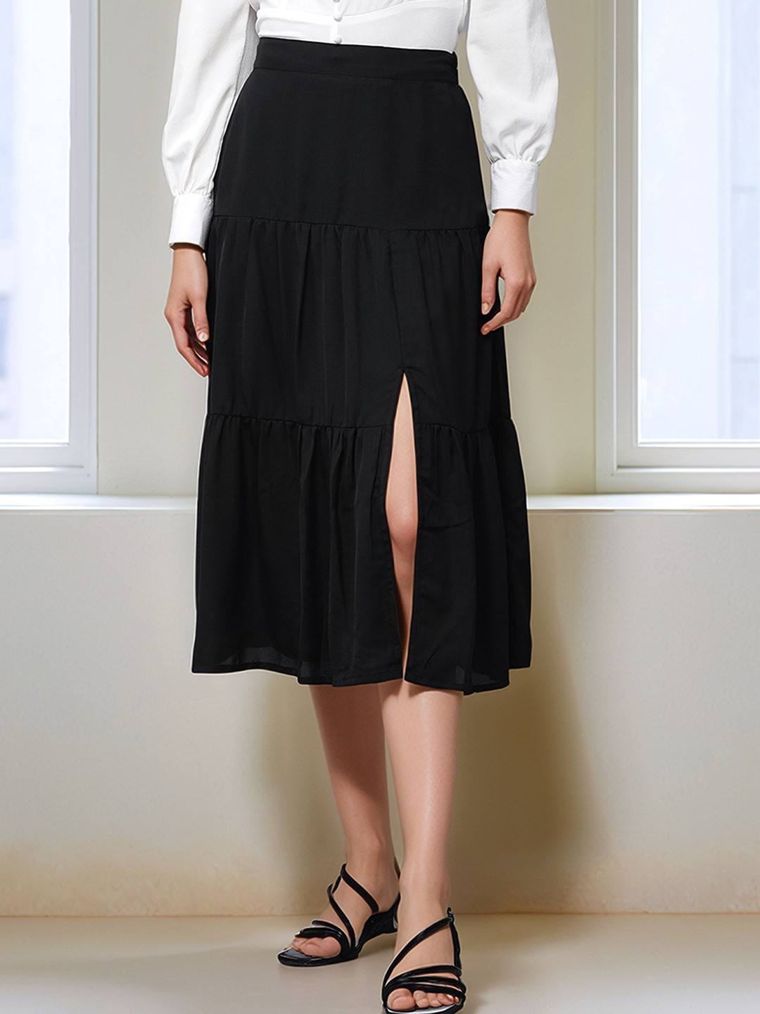 ZYNG Women Tiered Front Slit A-Line Skirts