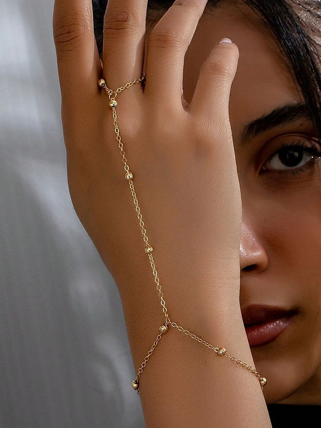 ReNi Women Handcrafted Gold-Plated One Hand Bead Bracelet