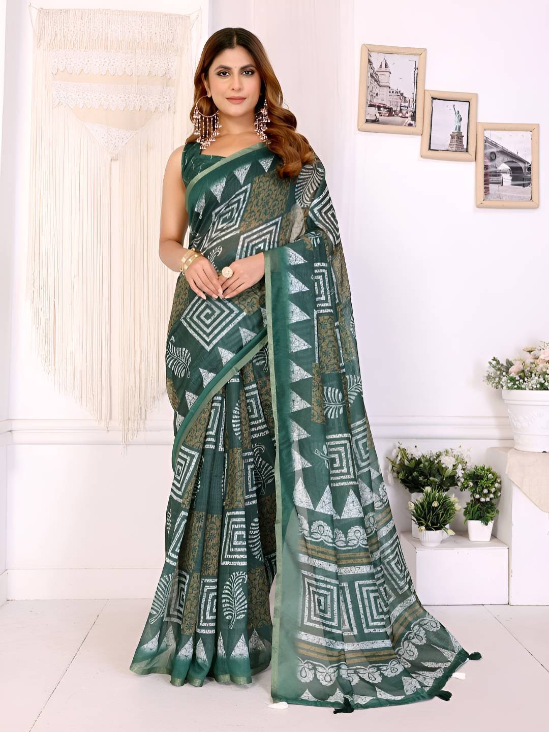 GAYATRI PATEL Geometric Printed Chanderi Cotton Saree