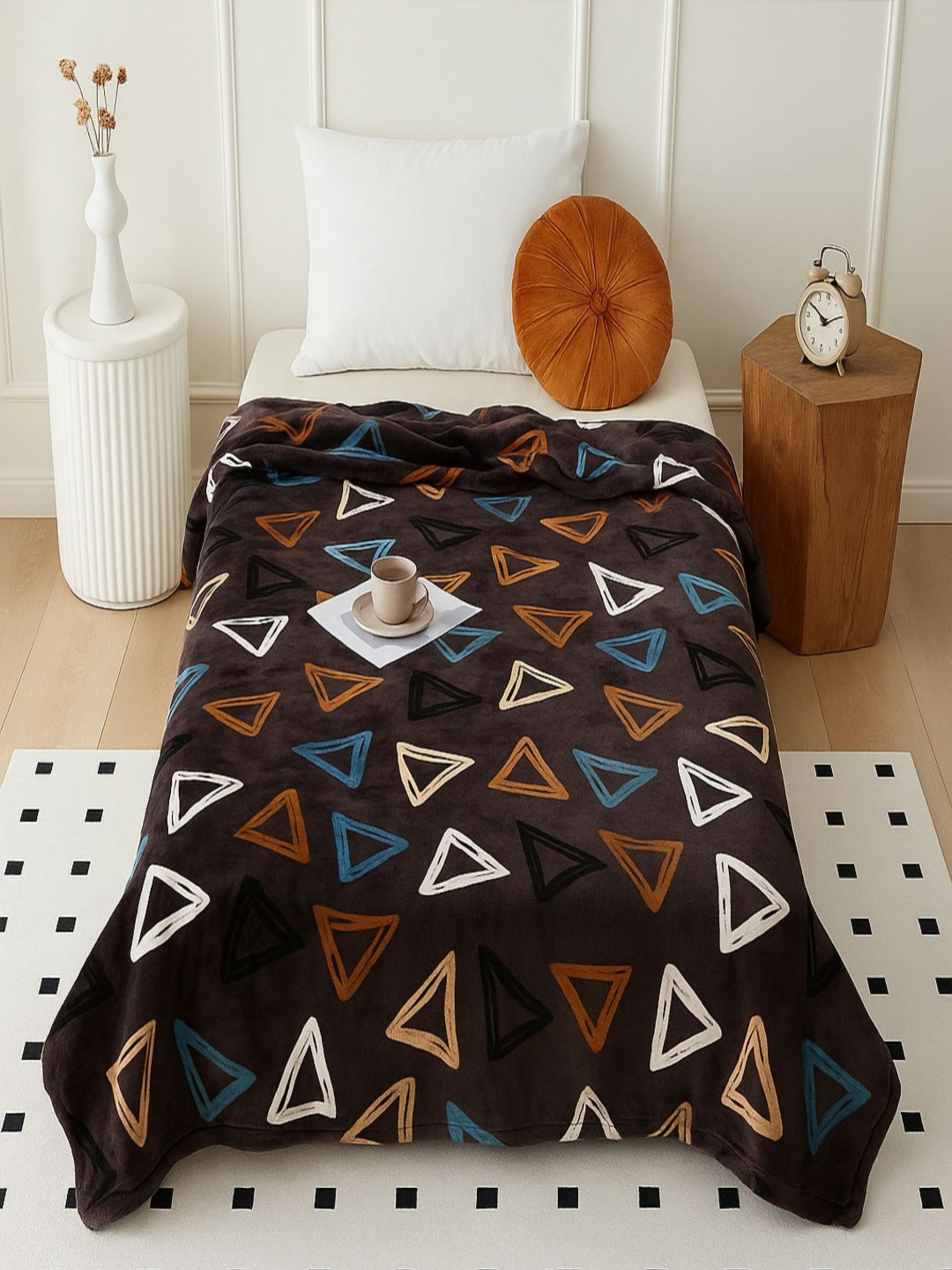 Threadwear Life Style Series Brown Printd AC Room Woollen 300 GSM Single Bed Blanket