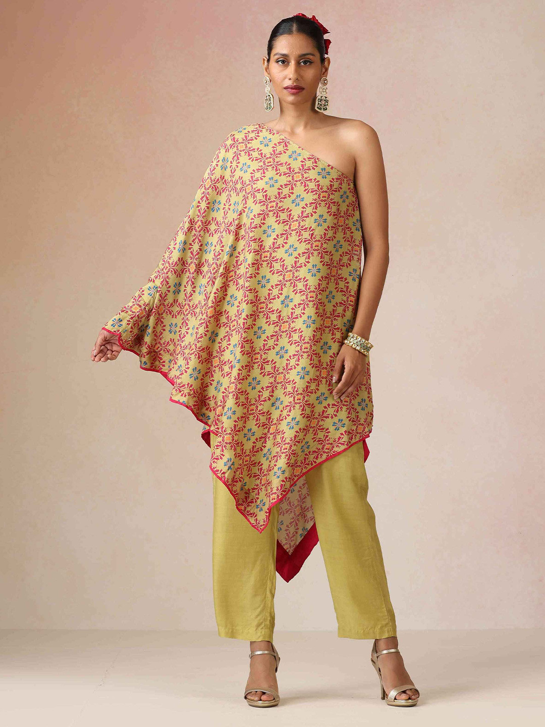trueBrowns Jaal Printed Asymmetric One-Shoulder Tunic With Trousers Co-Ords