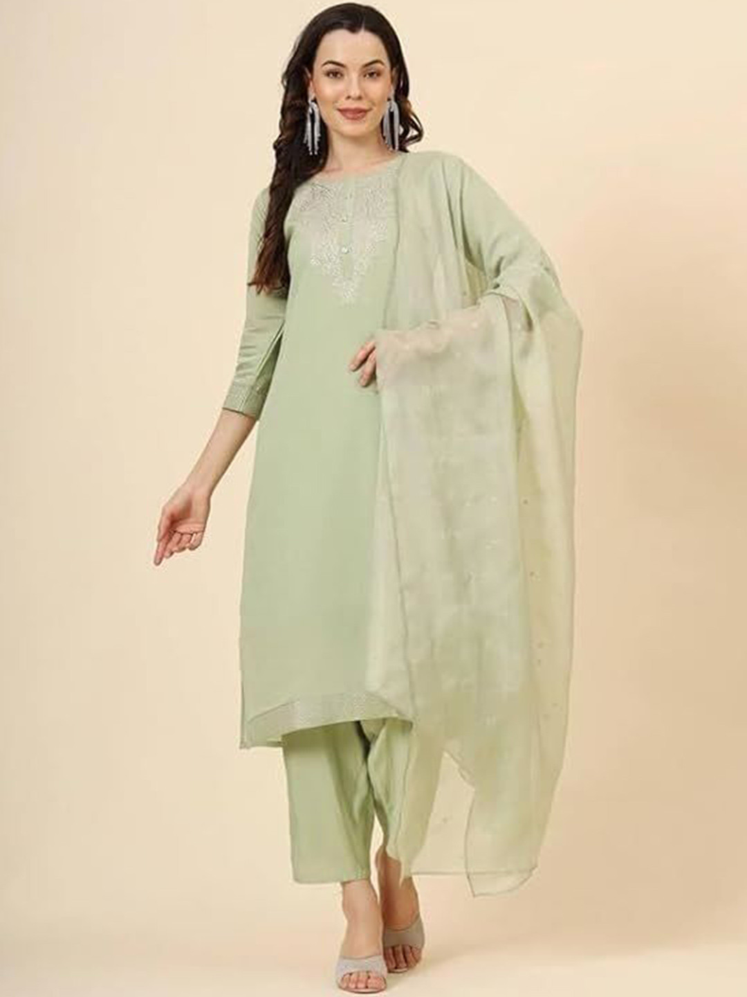 WONAARI Women Floral Embroidered Cotton Kurta