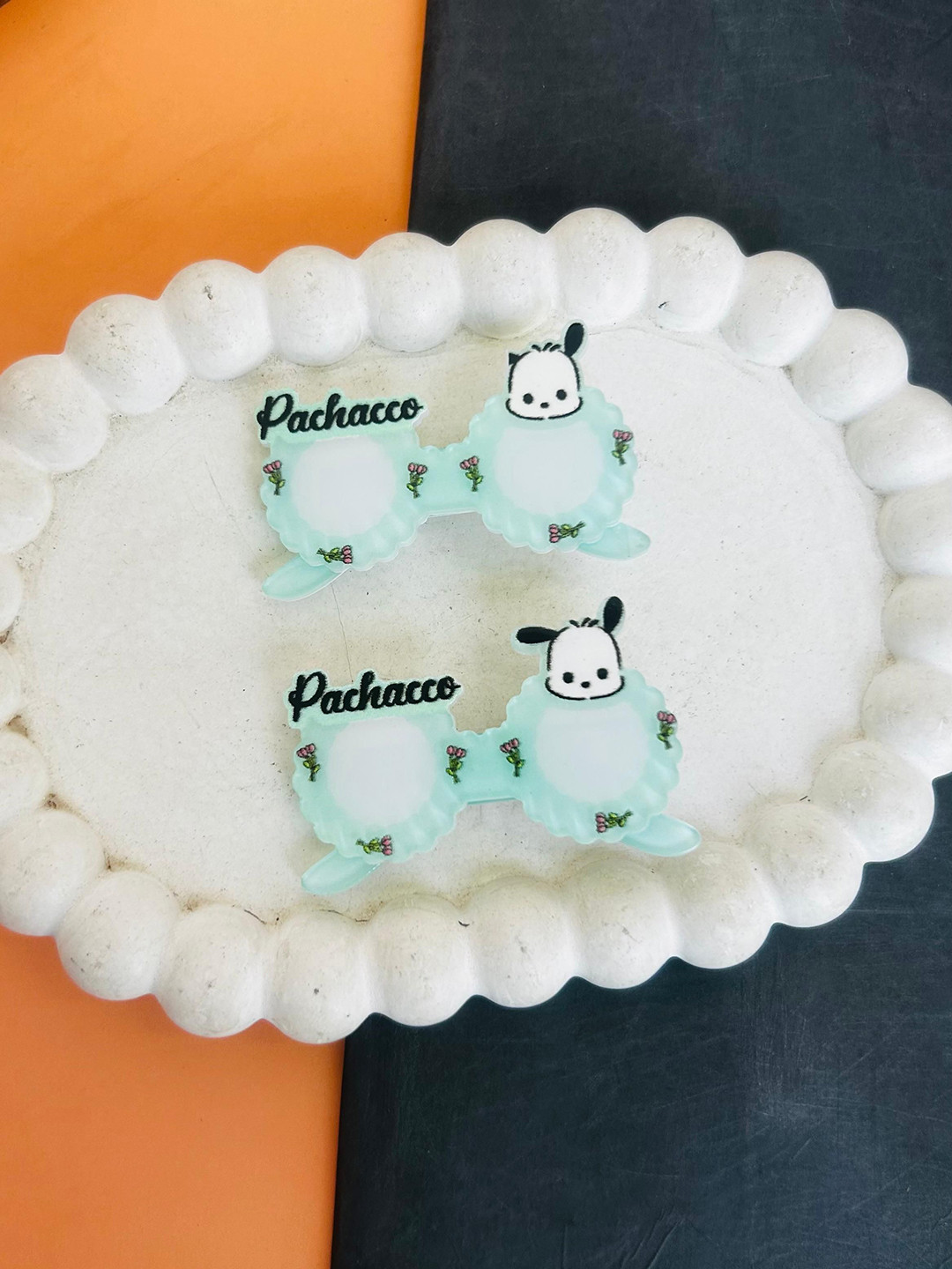 Radhya Accessories Women Set of 2 Cartoon Tic Tac Hair Clip