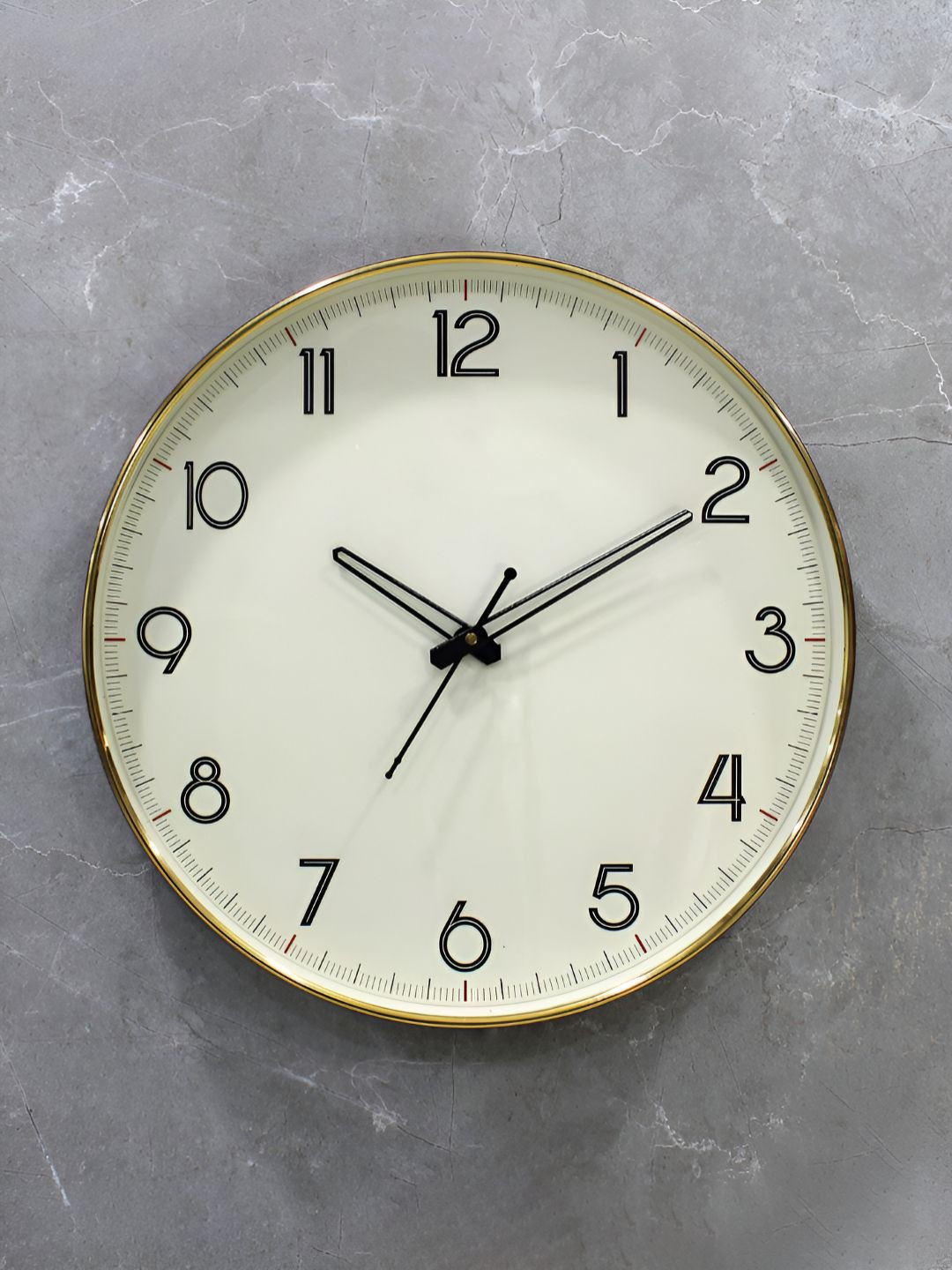 RANDOM Unisex White & Brown Solid Traditional Premium Wall Round Clock