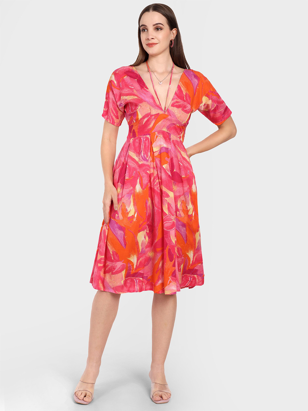 theulluu.com Women Abstract Printed V-Neck Tie-Ups Fit & Flare Dress