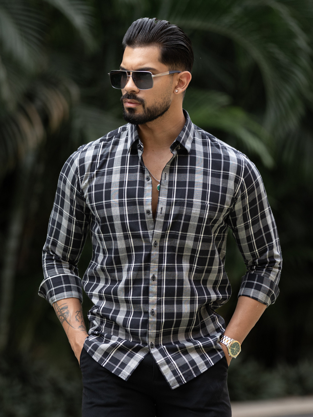 Urban Scissors Men Comfort Slim Fit Buffalo Checked Spread Collar Casual Shirt