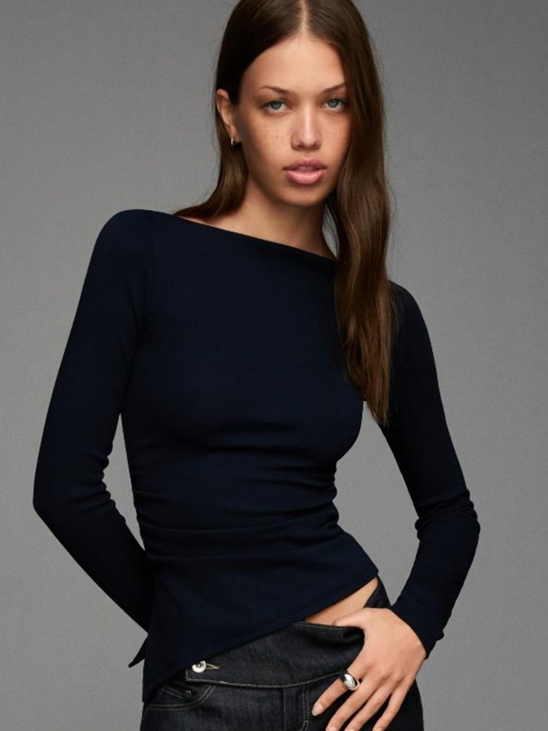 Bershka Long Sleeve Asymmetric T-shirt