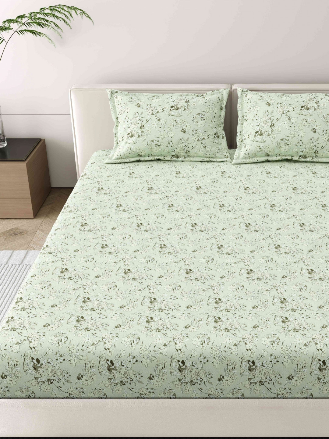 MAFATLAL Green Floral Printed Cotton186 TC King Bedsheet 1.08 m x 1. 08 m