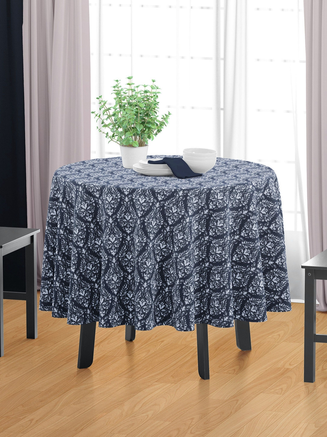 HOME COLORS.IN Blue Floral Cotton Round 4-Seater Table Cover