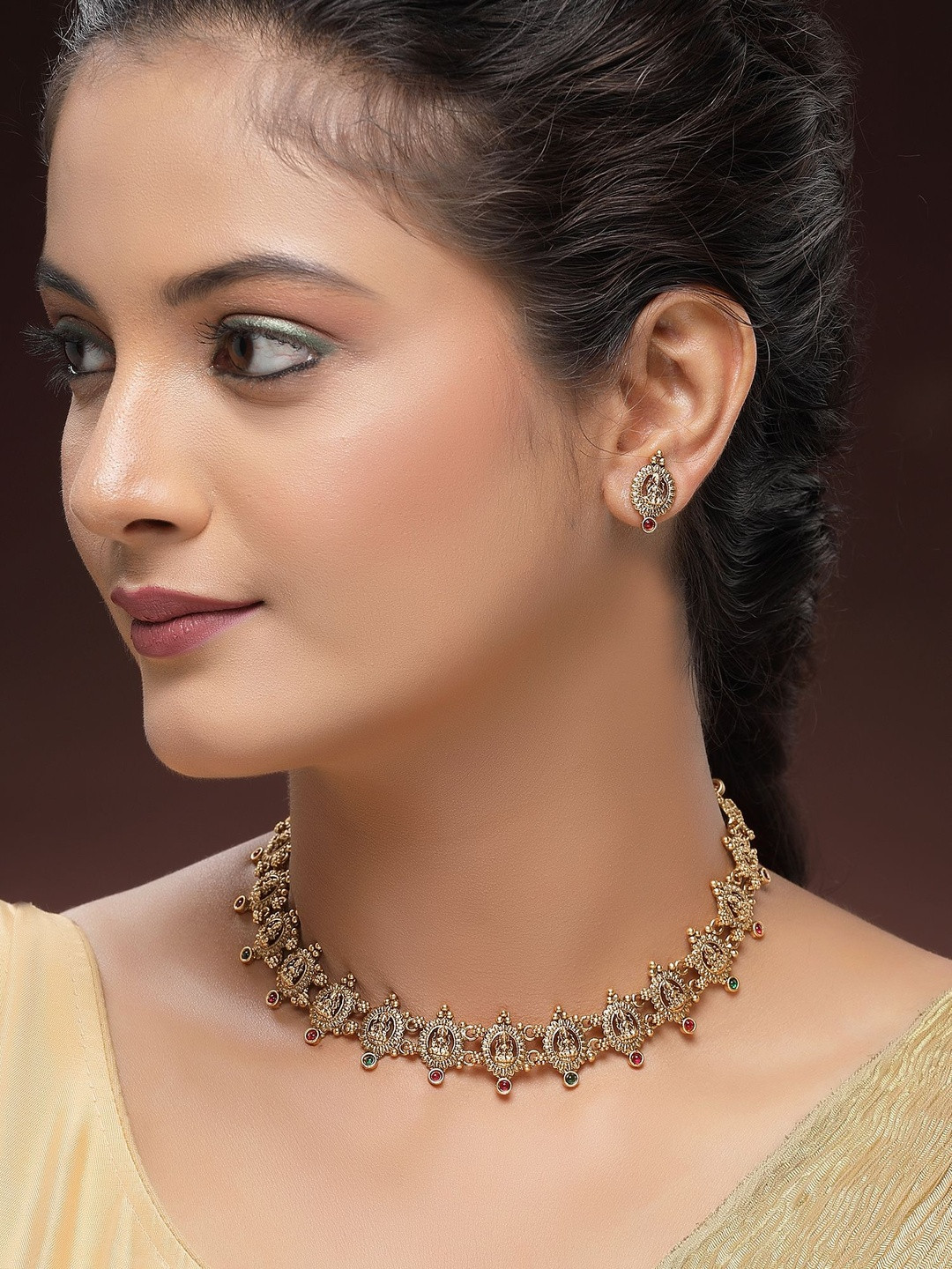 KARATCART Gold-Plated Stone Studded Goddess Laxmi Mata Coin Temple Jewellery Set