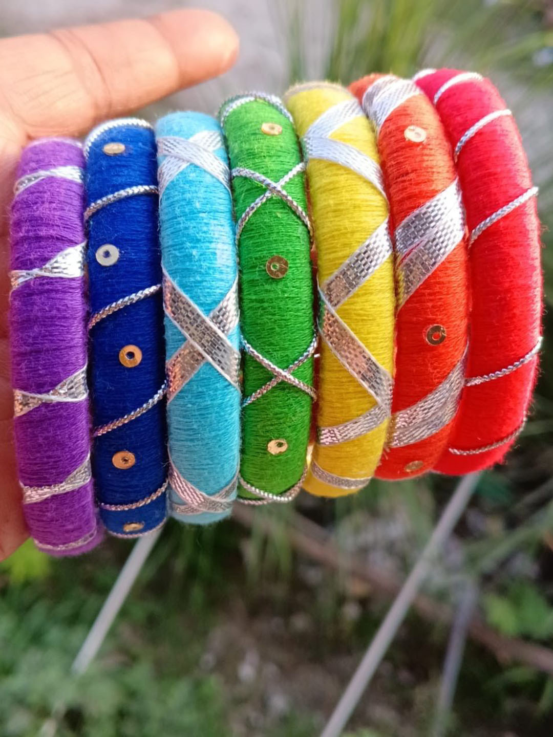 DUCOHIVE Set Of 7 Sterling Silver Thread Work With Sequins Bangles