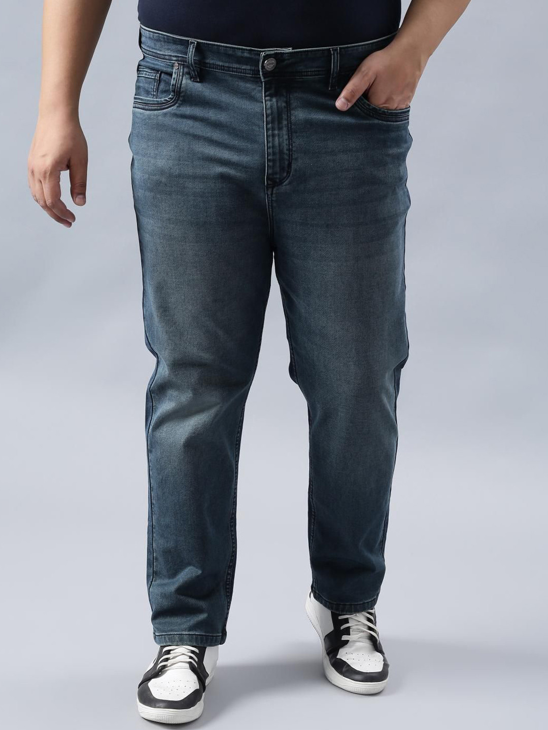 AUSTIN MARTIN Men Regular Fit Mid-Rise Light Fade Stretchable Jeans