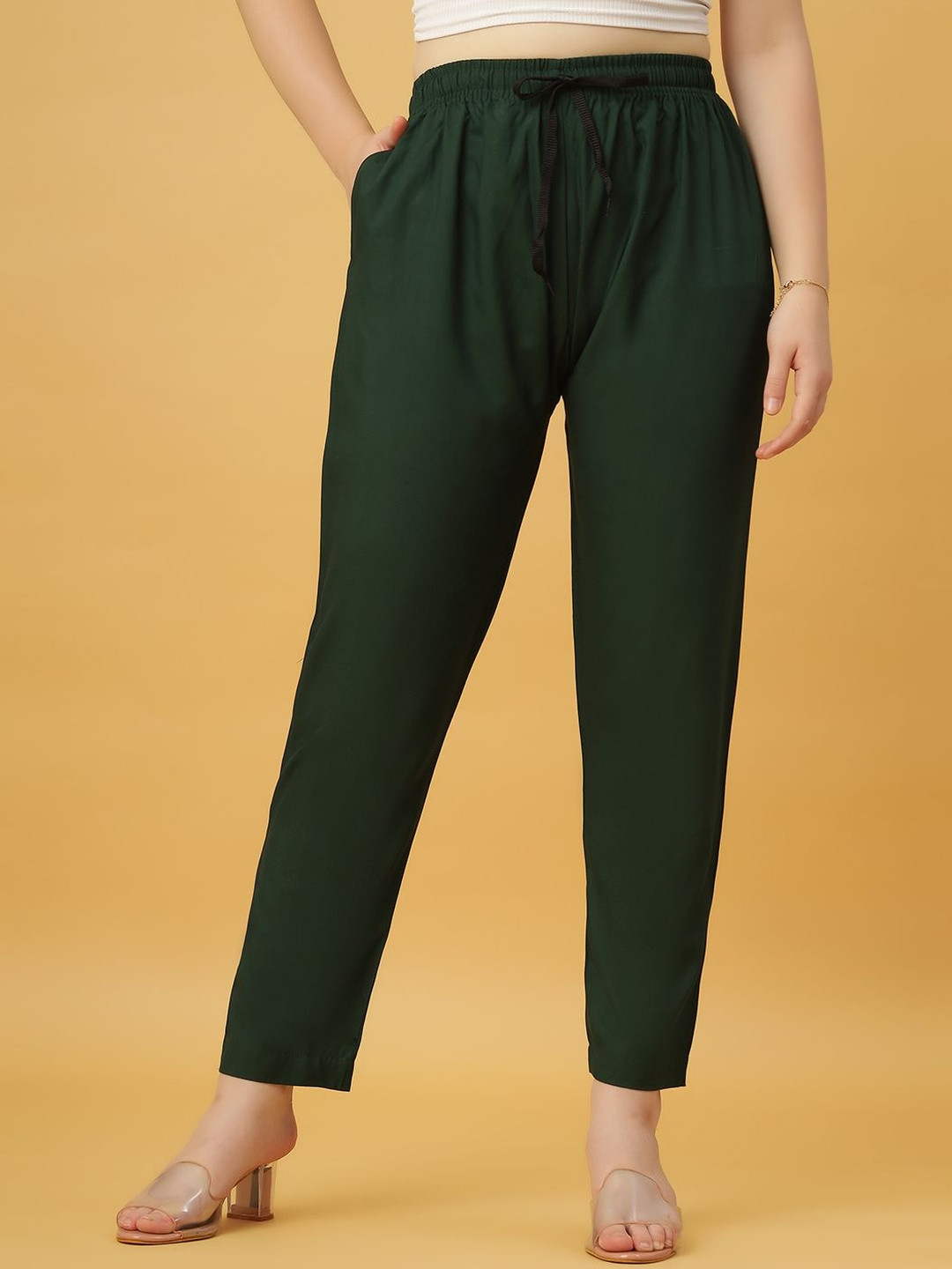GANIX FASHION THAT DEFINE YOU Women Relaxed Straight Leg Straight Fit High-Rise Trousers