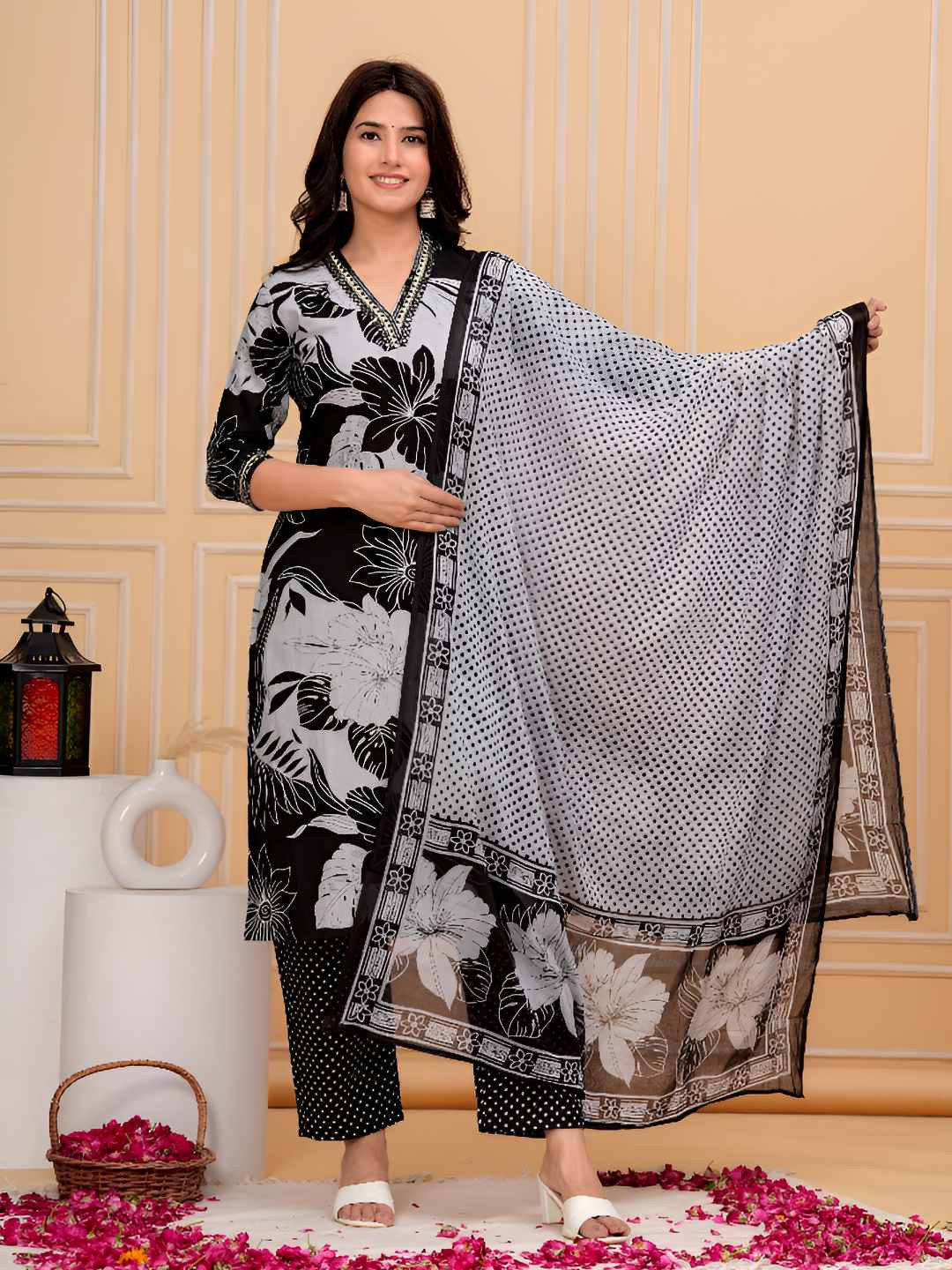 AFFO Floral Printed V-Neck Thread Work Pure Cotton Kurta With Trousers & Dupatta