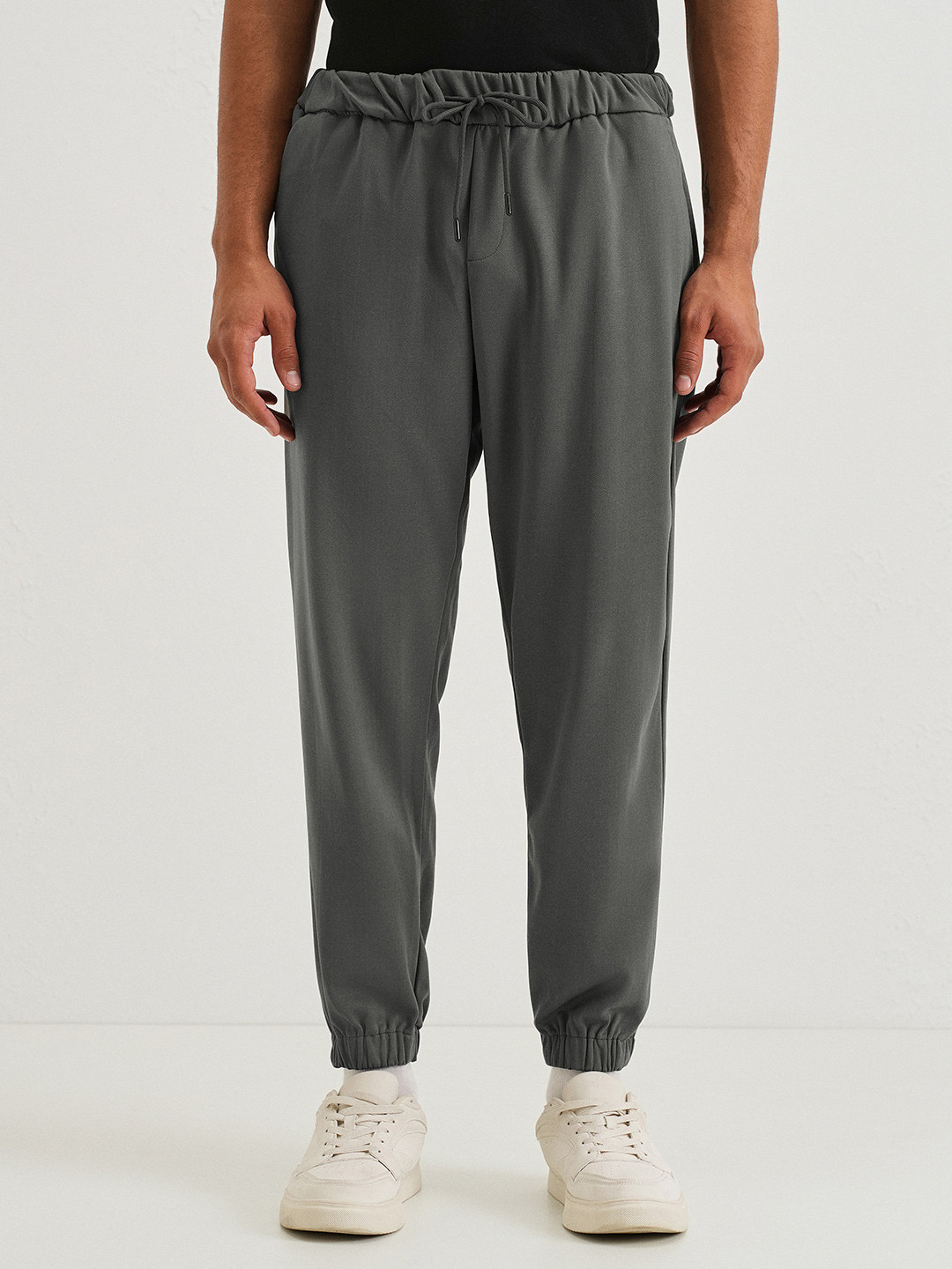 Banana Club Men Mid-Rise Joggers