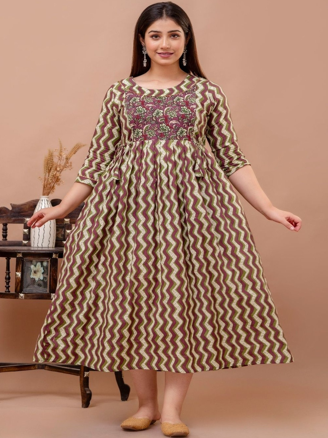 Style Heaven Women pure cotton printed maternity gown