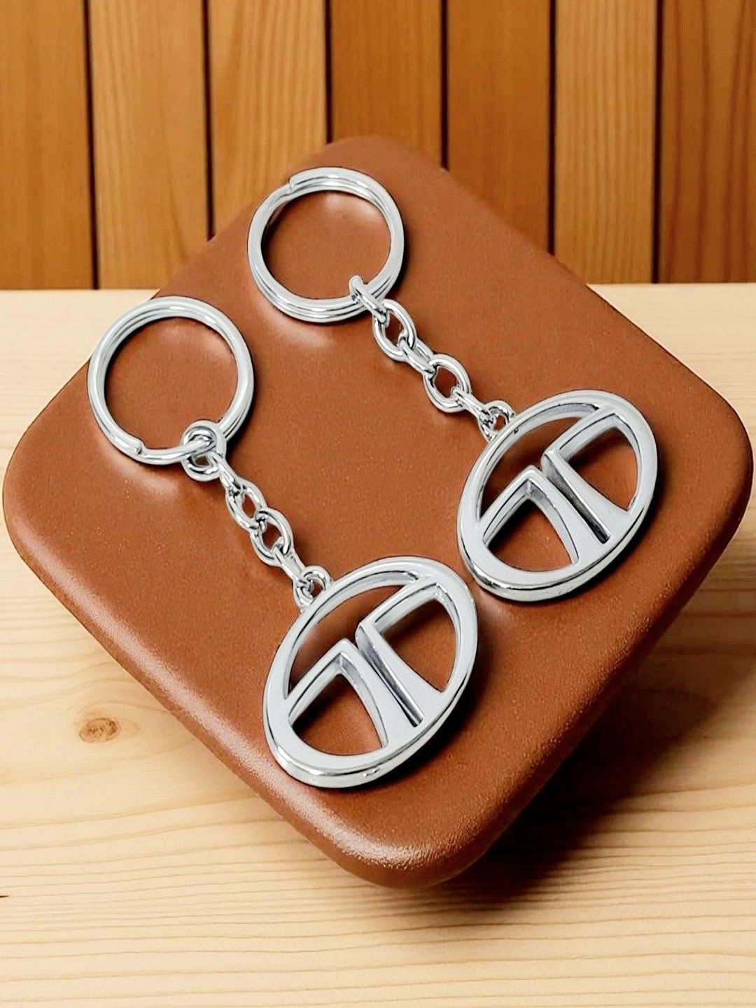ADOREAL Set Of 2 Silver-toned Key Chain