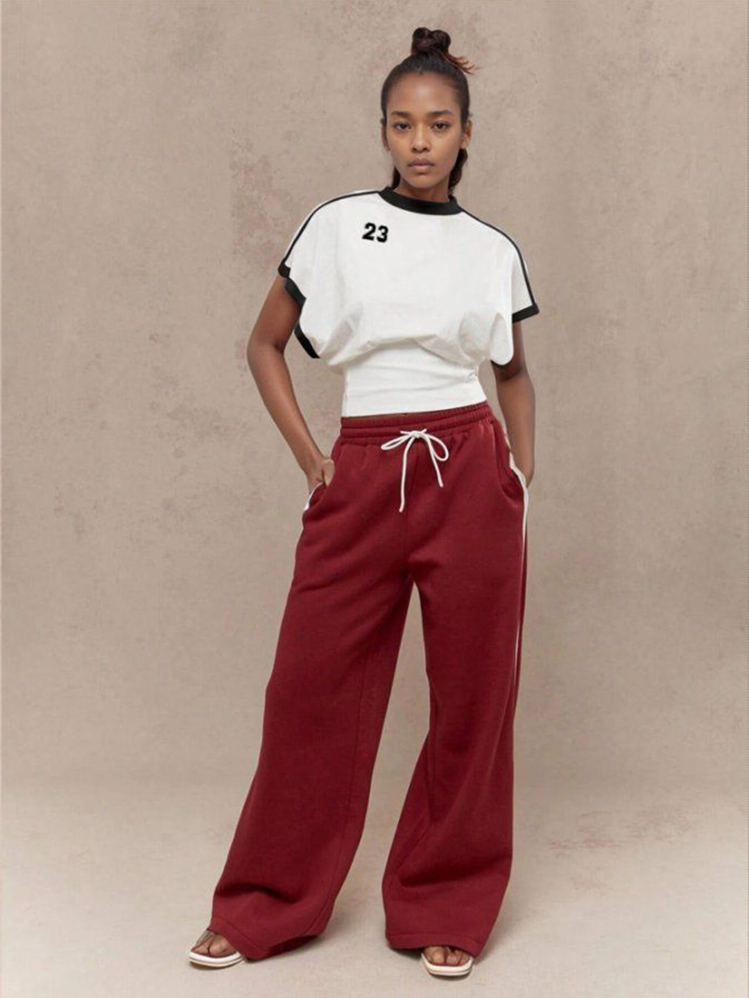 Outzidr Extended Sleeves Waist Fitted Top