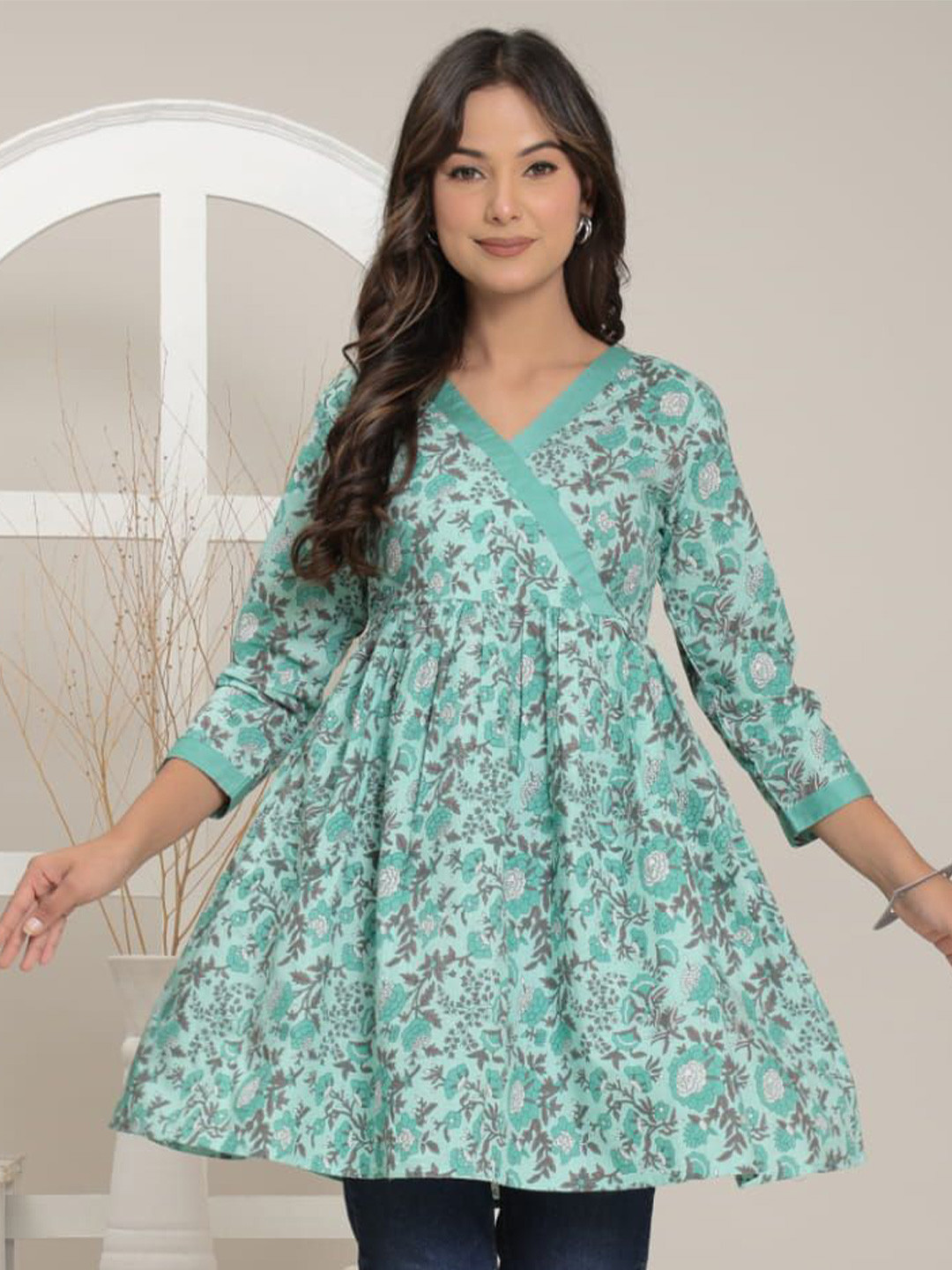 Ruii FASHION Women Ethnic Motifs Printed A-Line Long Sleeves Cotton Regular Top